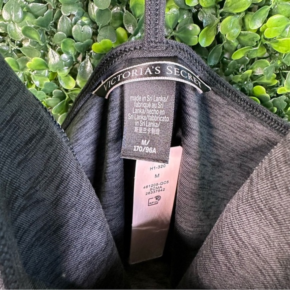 Victoria secret crop nwt - Picture 2 of 5